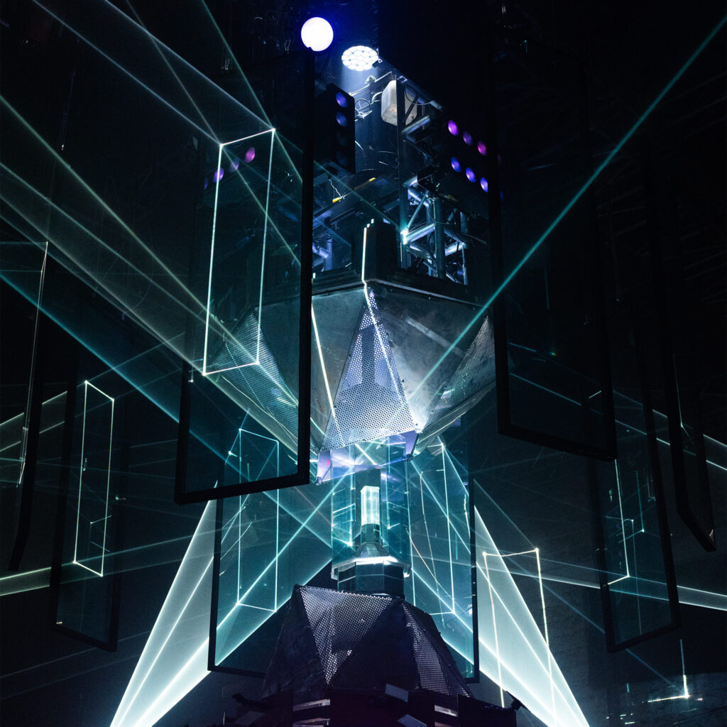 Learning TouchDesigner – The NODE Institute